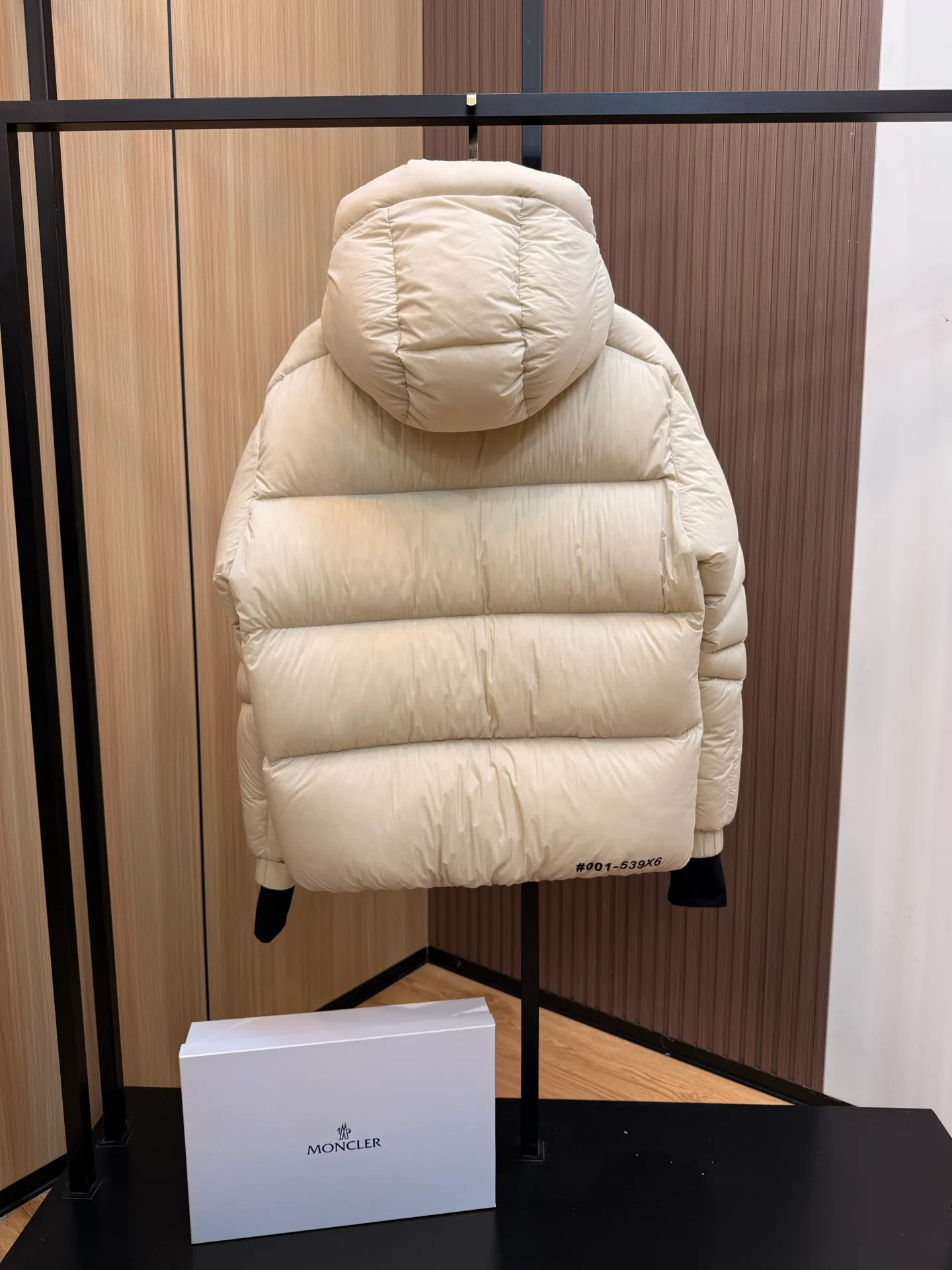 moncler 1:1 Quality 90 Same Style Size Sizes。 Size：48 50 52 54 56